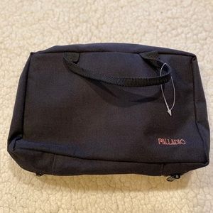 Palladio travel bag NWOT
